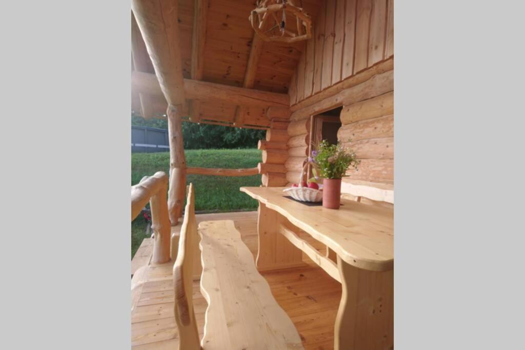 Hut At The Forest Male Brusnice Exterior foto