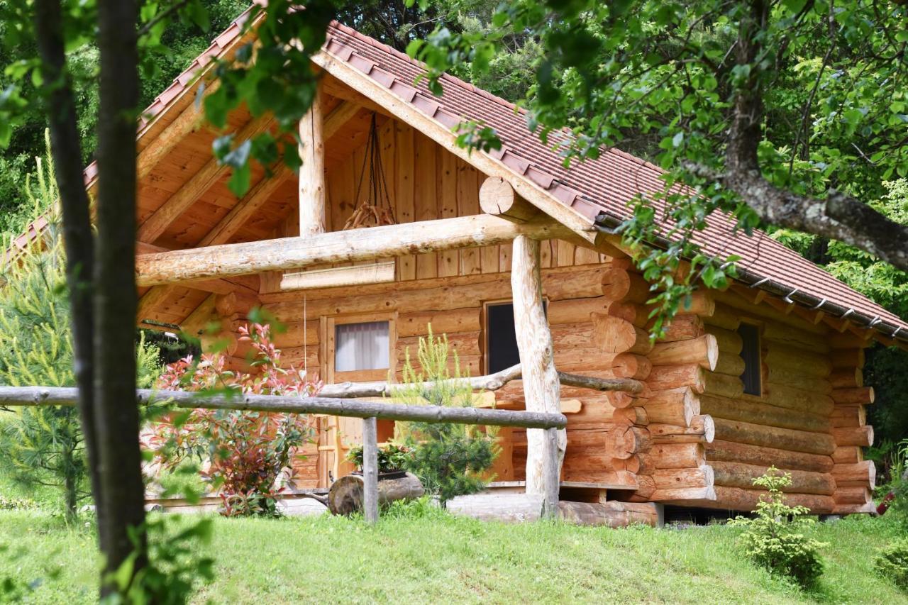 Hut At The Forest Male Brusnice Exterior foto